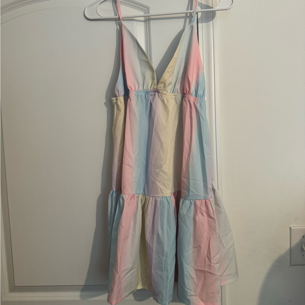 Multi colored dress, size M